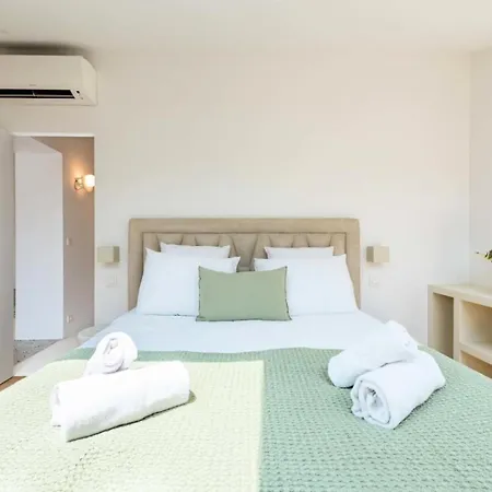 4p Duplex Mansarde, Coeur De - 4p Duplex Mansarde, Coeur De Mae-3103 Apartment Cannes