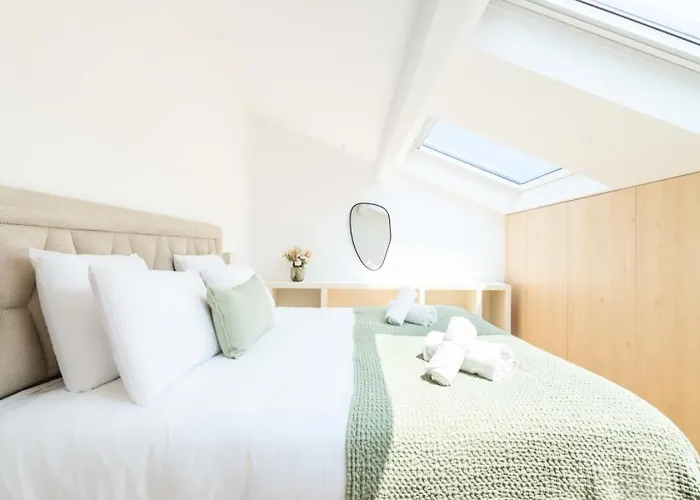 4p Duplex Mansarde, Coeur De - 4p Duplex Mansarde, Coeur De Mae-3103 Lägenhet *